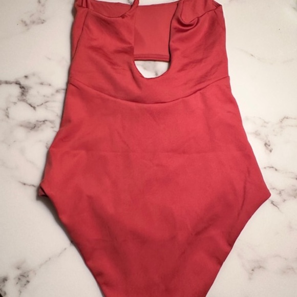 Left on Friday Peak Suit, Camp Pink, Small, NWT!! - Picture 5 of 6